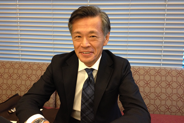 戦略コンサルティング本部 消費財・流通統括マネジングディレクター 牧岡宏