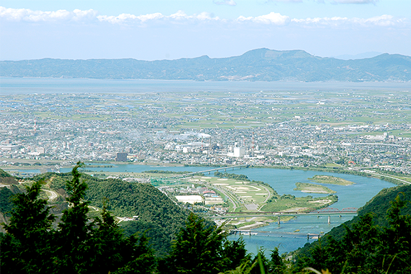 自然豊かな田園工業都市