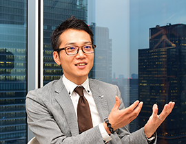 経営企画室 室長／川村健太